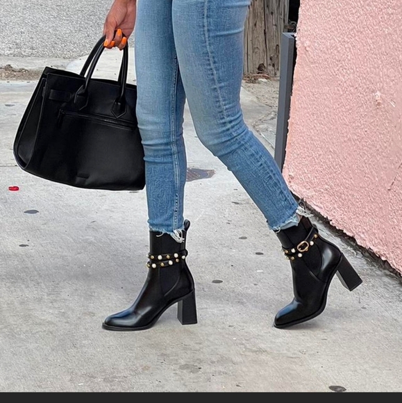 🖤🔥ZARA PEARL BLOCK HEEL ANKLE BOOTS🖤🔥 - Picture 1 of 13